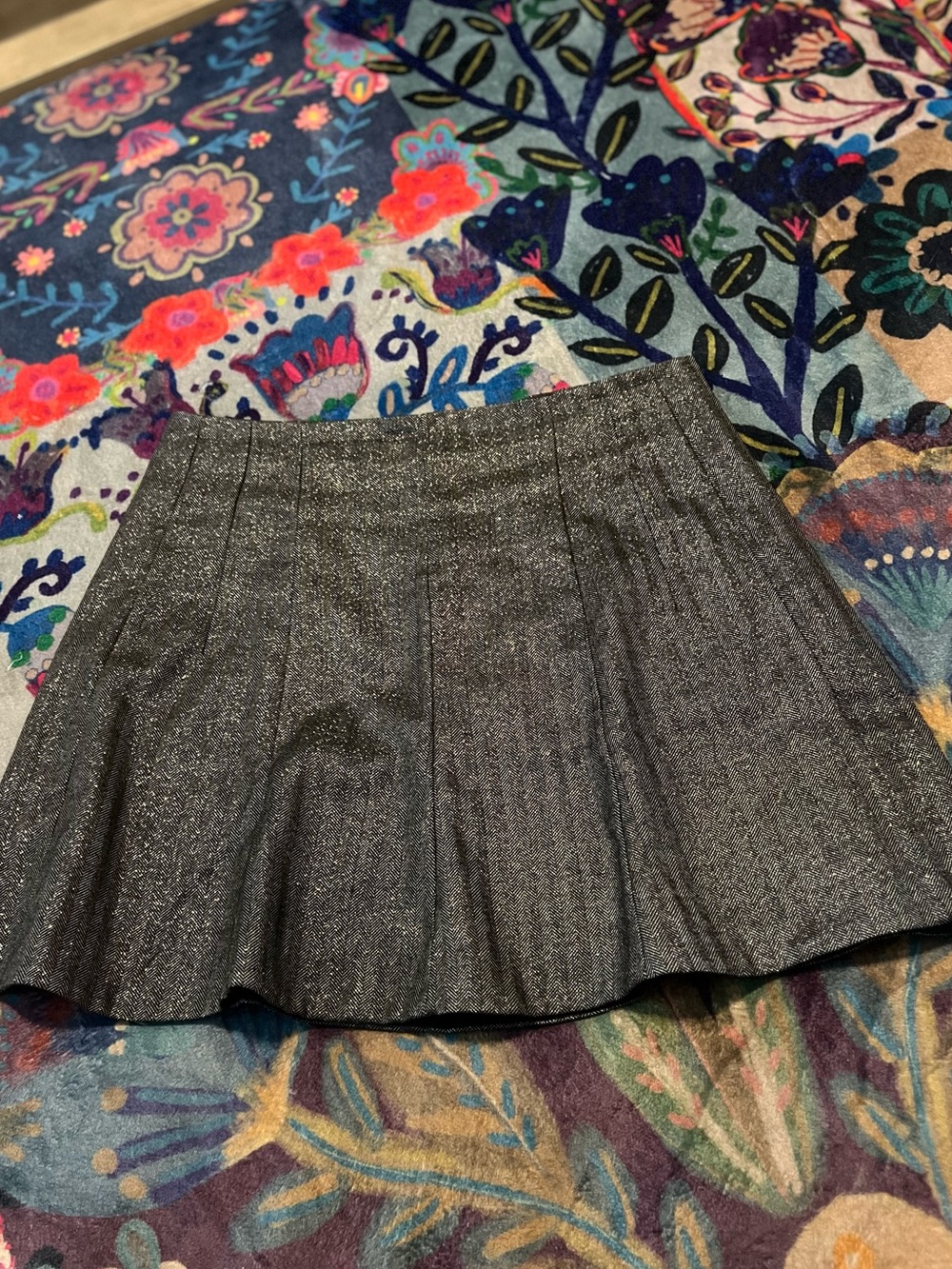 LOFT Metallic Herringbone Pleated Mini Skirt Size 12